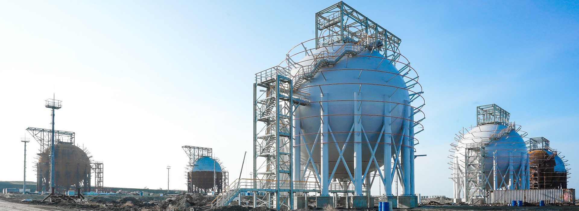 Строительство терминала по перевалке сжиженных углеводородных газов в порту Тамань (Таманьнефтегаз)